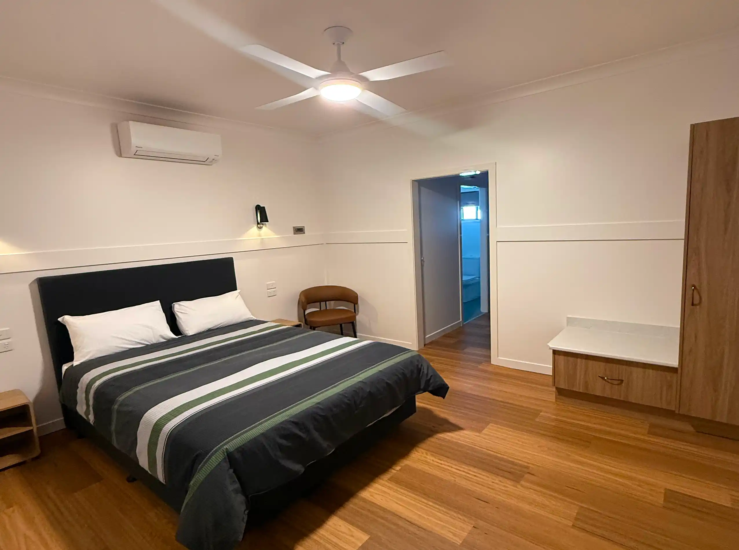 Queen Room