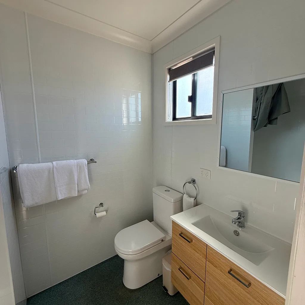 Commercial Hotel - Biloela Accommodation Twin Room