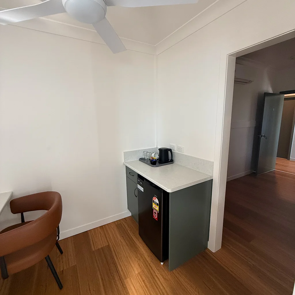 Commercial Hotel - Biloela Accommodation Twin Room